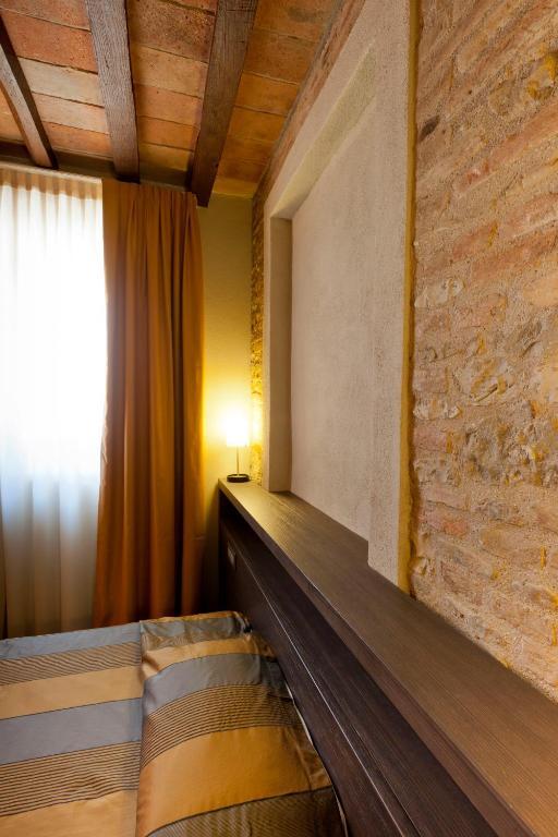 Locanda Sant'Ambrogio Rivalta  Стая снимка