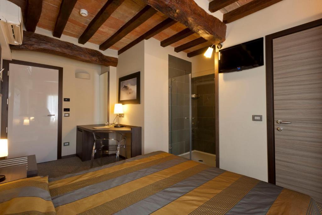 Locanda Sant'Ambrogio Rivalta  Стая снимка