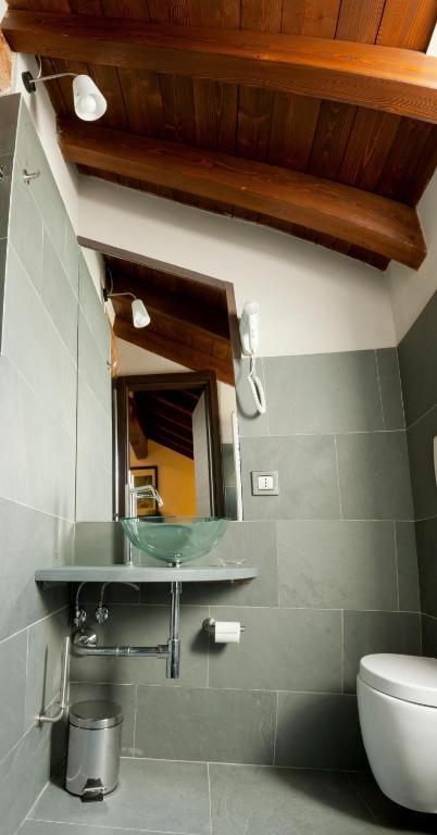 Locanda Sant'Ambrogio Rivalta  Стая снимка